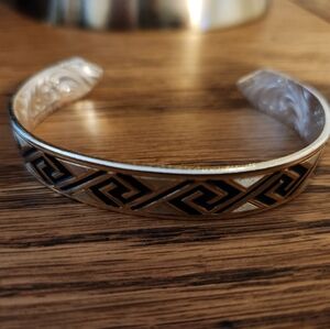 NIB Montana Silversmiths Womens Cuff Bracelet